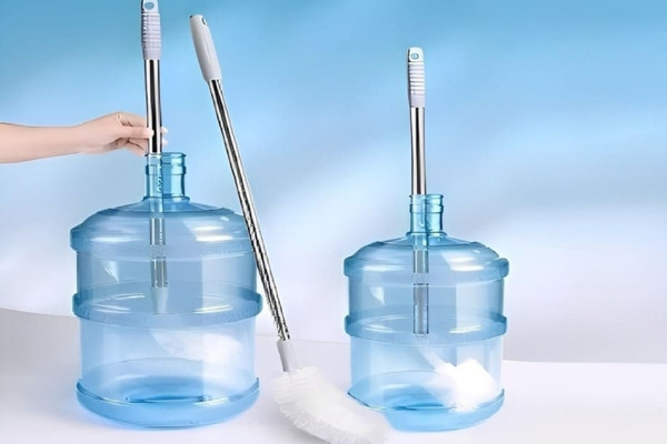 Cách Vệ Sinh Vòi Và Nắp Bình Nước 20L Đúng Cách